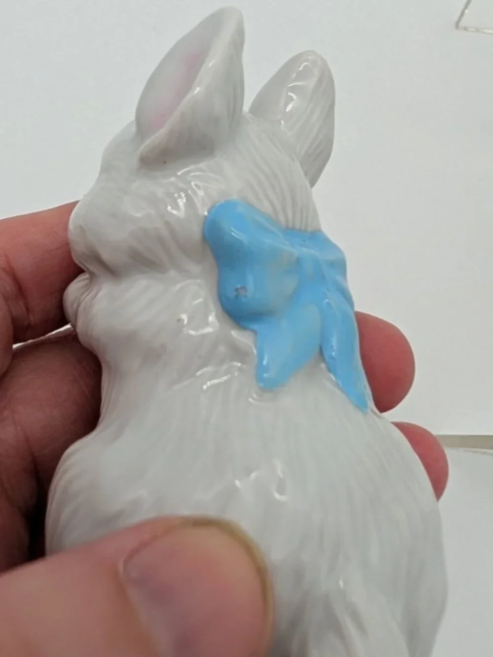 Vintage Enesco White Bunny Rabbit Salt & Pepper Shaker Set, CUTE Easter.